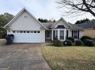 1644 Crestfield Ln, Lawrenceville, GA 30043