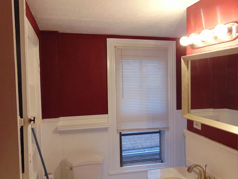 305 Gay St — Photo 14