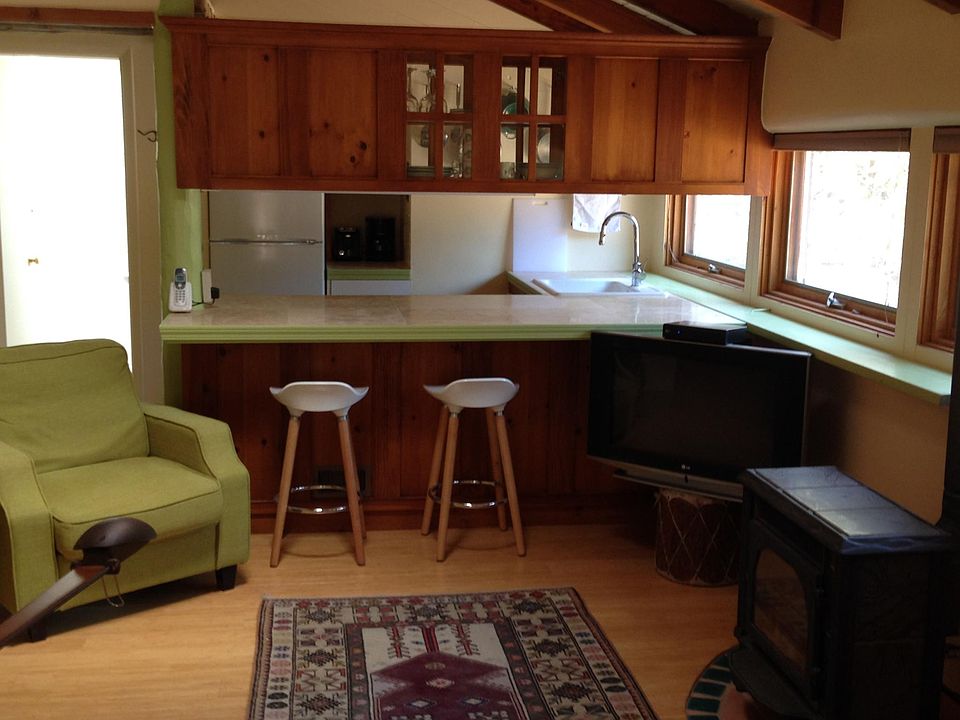 1st image of 918 Calle Arco #A