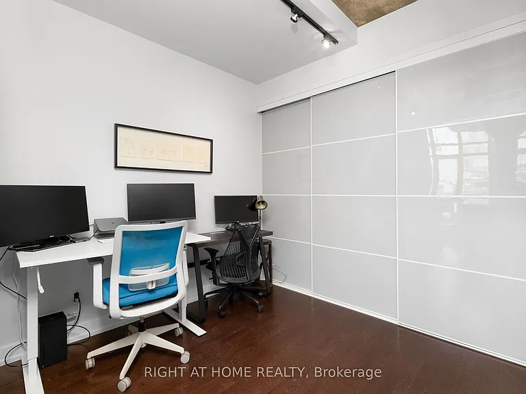 66 Portland St #Penthouse 805 — Photo 16