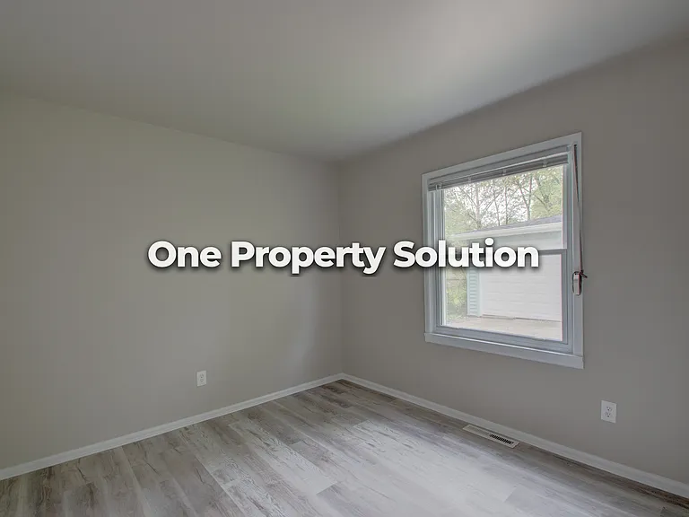 1008 Hovey St — Photo 13