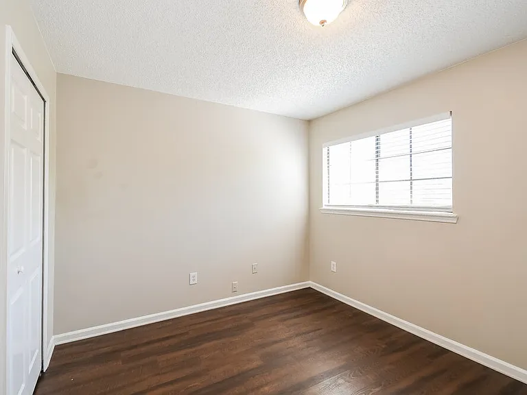 8775 Ivey Rd — Photo 14