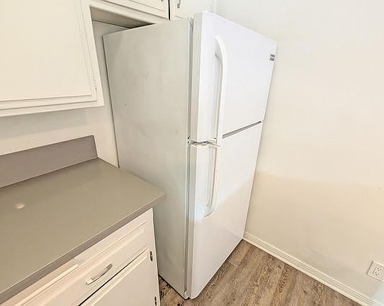 5th image of 12914 Valleyheart Dr APT 2
