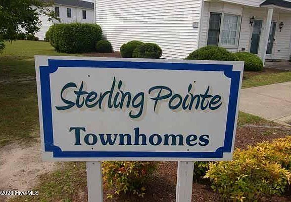 2nd image of 3803 Sterling Pointe Drive #Q1