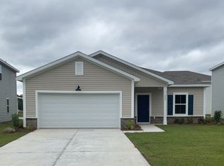 202 Green Meadow Dr, Bloomingdale, GA 31302