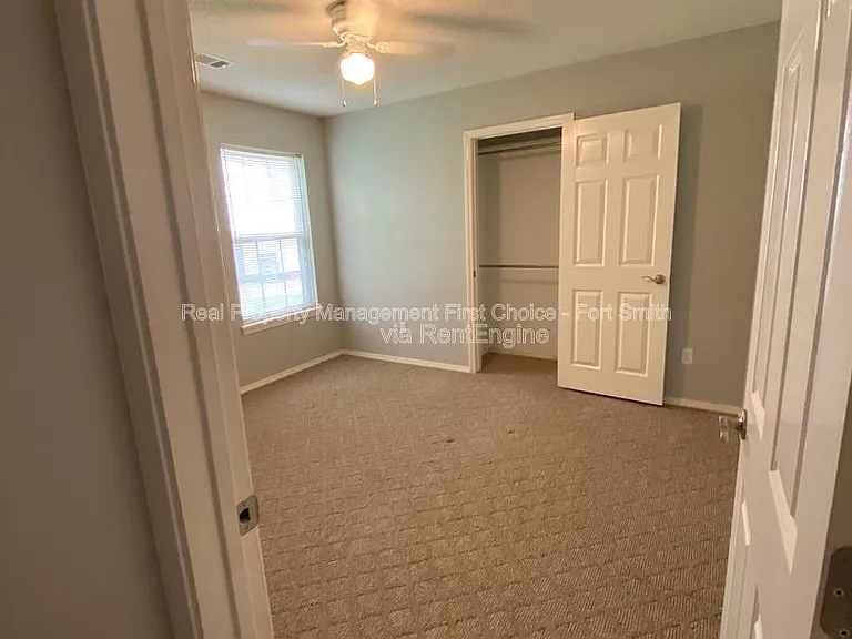 1475 Gate Dr — Photo 12