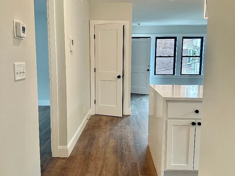 35 Hunnewell Ave #2 — Photo 18