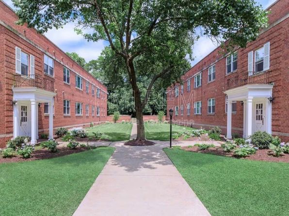 16015 Van Aken Blvd #107