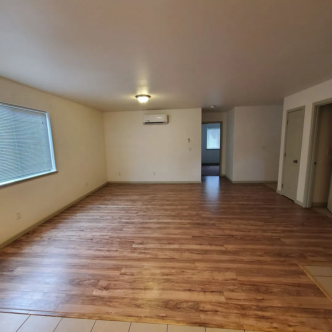 Birch Duplex — Photo 2