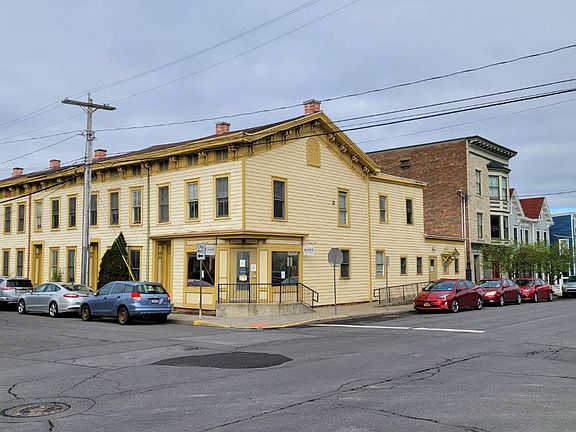 2nd image of 47 N 5th St