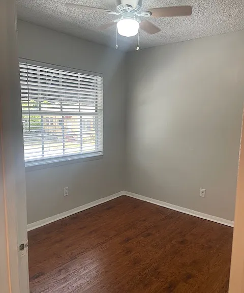 1405 W Deleon St #B — Photo 14