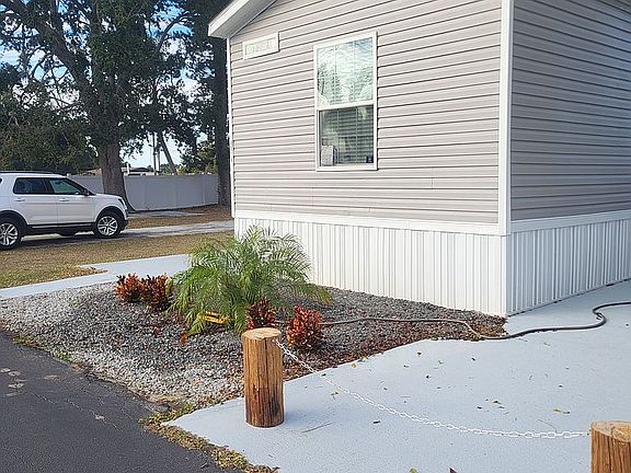 3rd image of 8016 Von Maxcy Rd