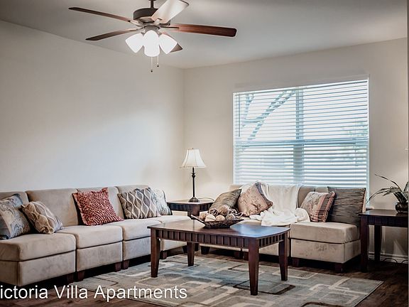 4th image of 210 Northcross St #11663013