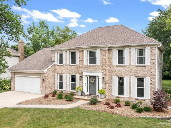 409 Flock Ave, Naperville, IL 60565