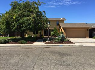 985 Steele Ave, Gustine, CA 95322
