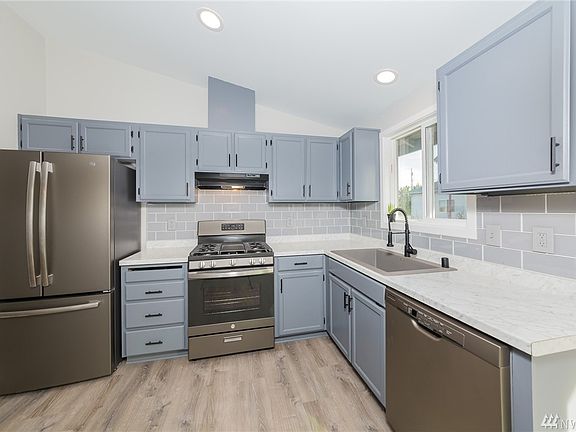 5th image of 6309 54th Dr NE