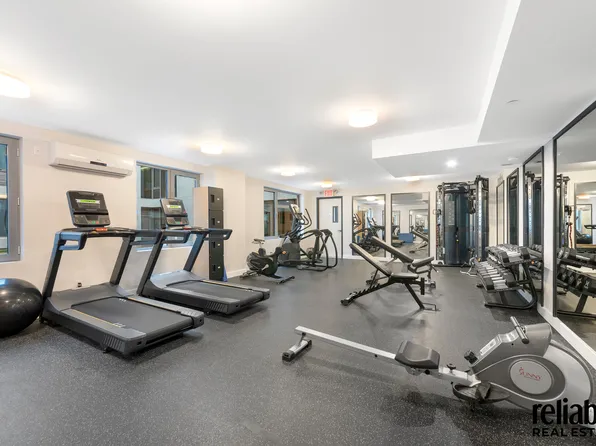 2128 Ocean Avenue image 6 of 9