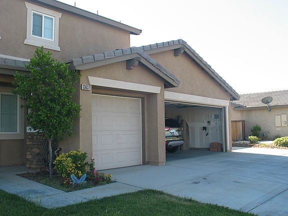 4th image of 13637 Adele St