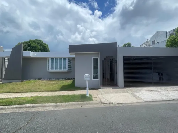 16 J16 J, San Juan, PR 00926