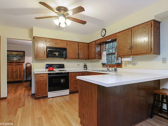 2nd image of 1749 Indian Trail Dr