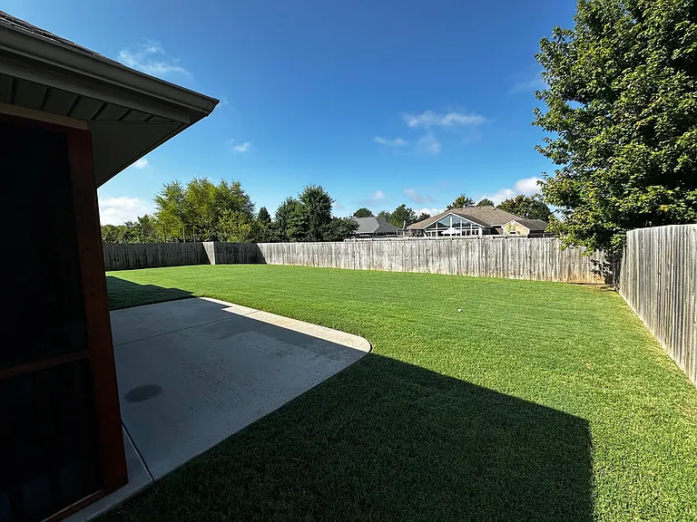 2903 N Raven Ln — Photo 12