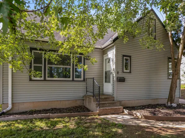 8505 W Arthur AVENUE, West Allis, WI 53227