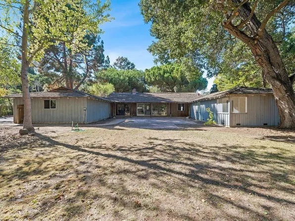 2 Lowery Dr, Atherton, CA 94027