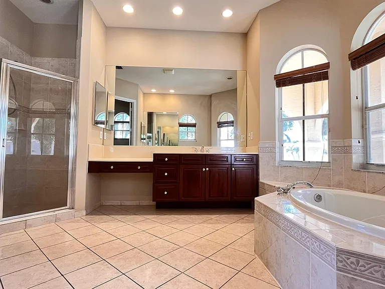 9546 Worswick Ct — Photo 5