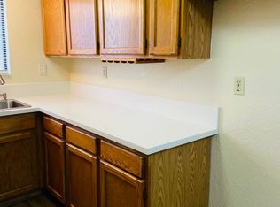 518 Acacia Rd APT 5, Santa Paula, CA 93060