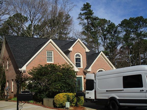 3rd image of 2408 Thawley Pl