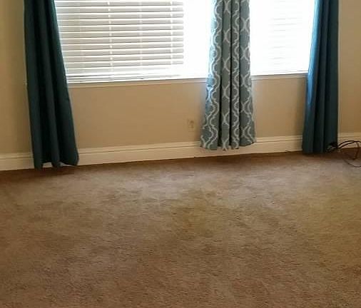 Spacious living room