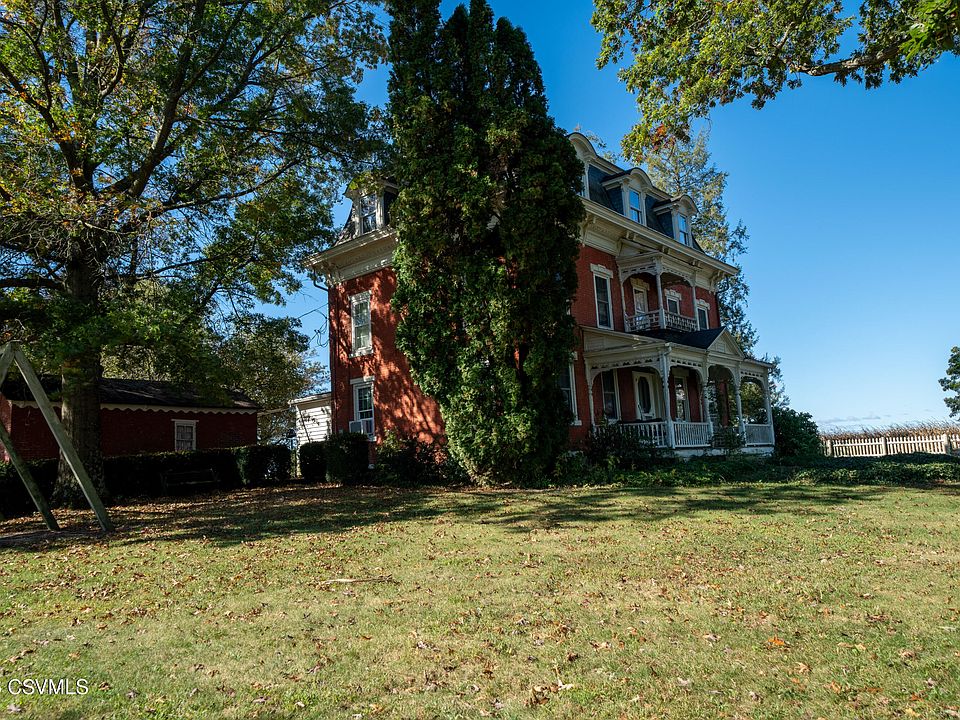 7th image of this home