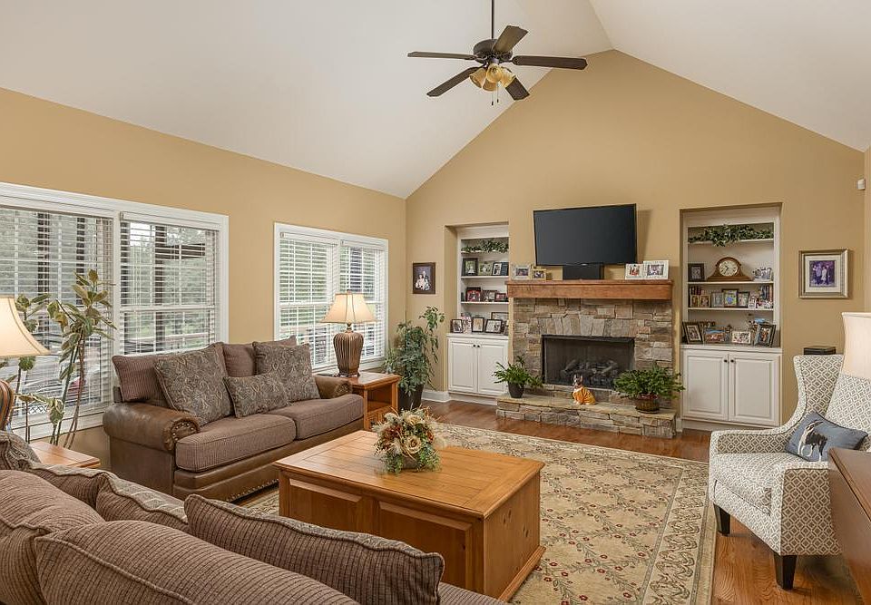 1st image of 133 Mowery Cir NW #29