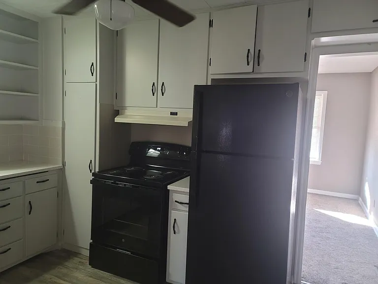 2520 S Mead St — Photo 5