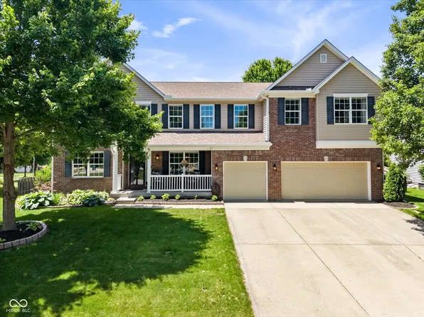 19215 Searay Dr, Noblesville, IN 46060