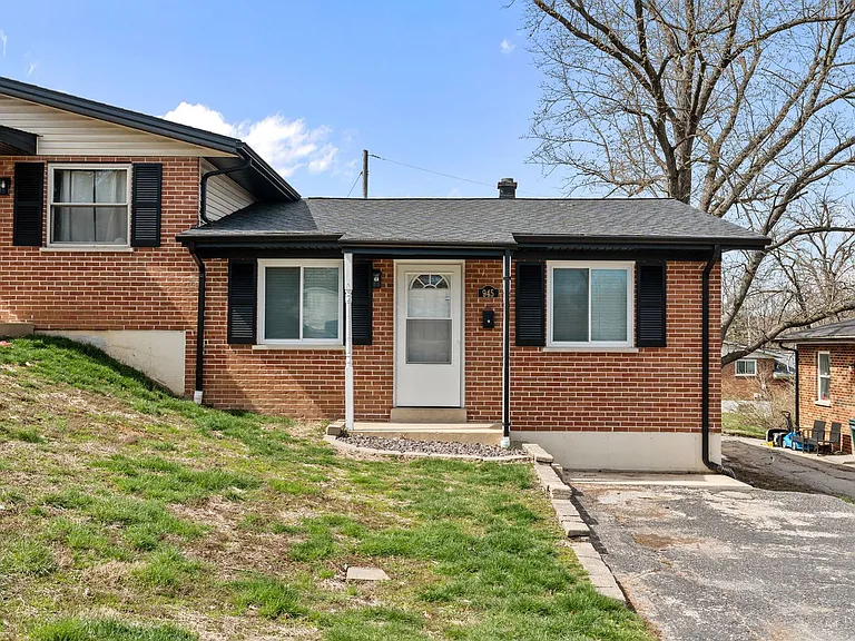 945 Ohlman Ave — Photo 31