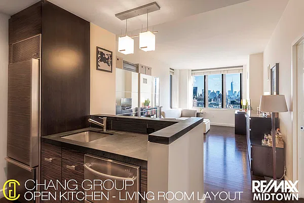 Sold by RE/MAX Midtown | media 5