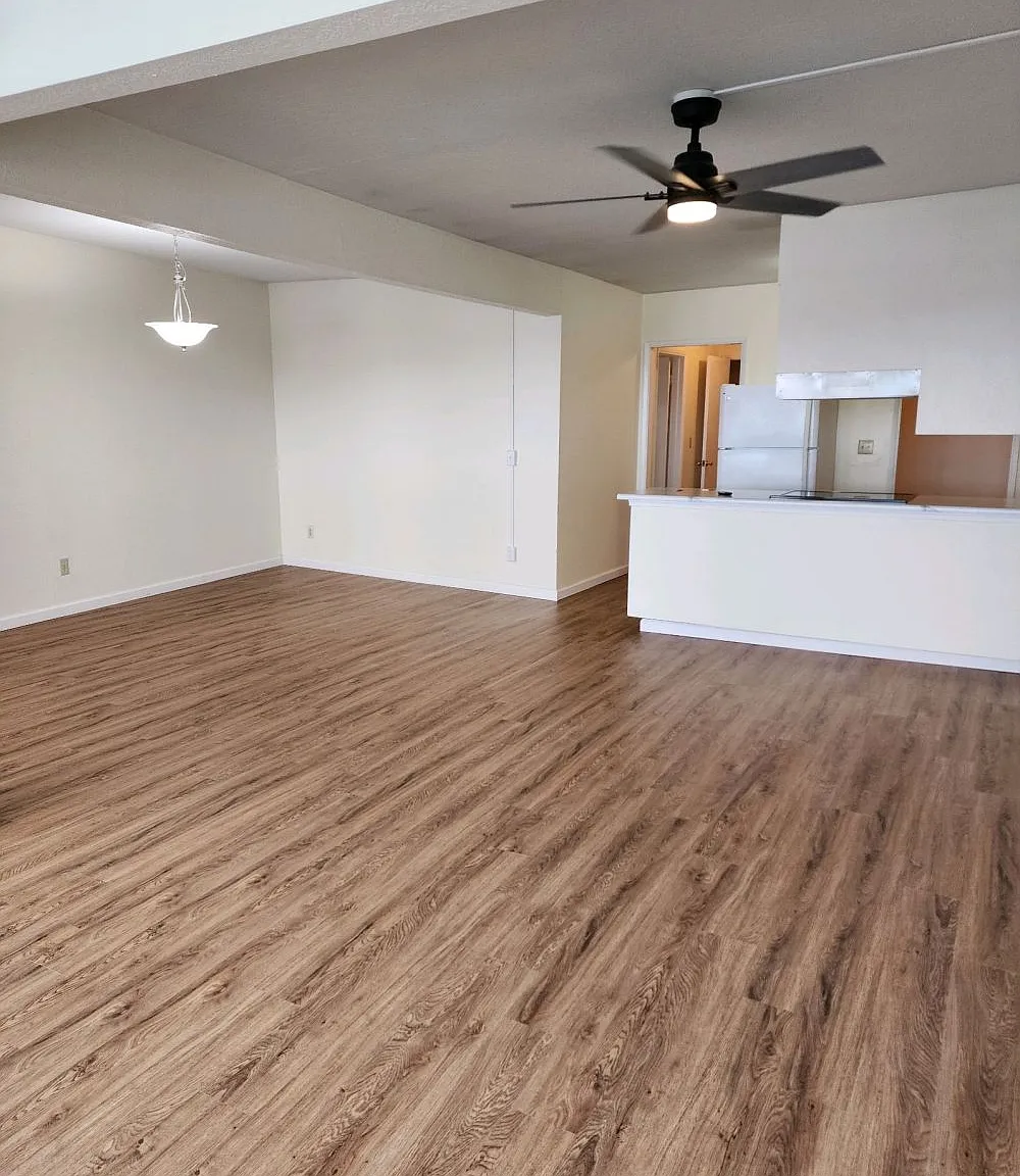 2 bed, 1300 sqft, $1,400 — Photo 2