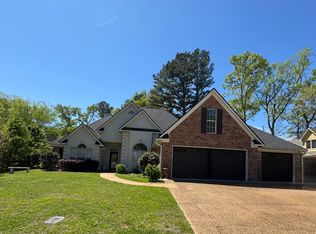 138 Woodlands Green Dr, Brandon, MS 39047