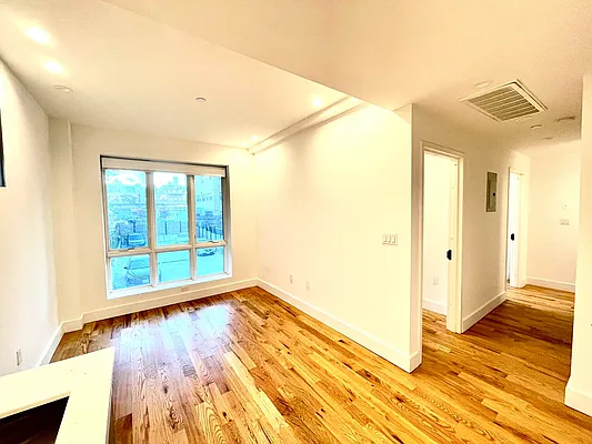 Rented by Pear NYC LLC | media 33