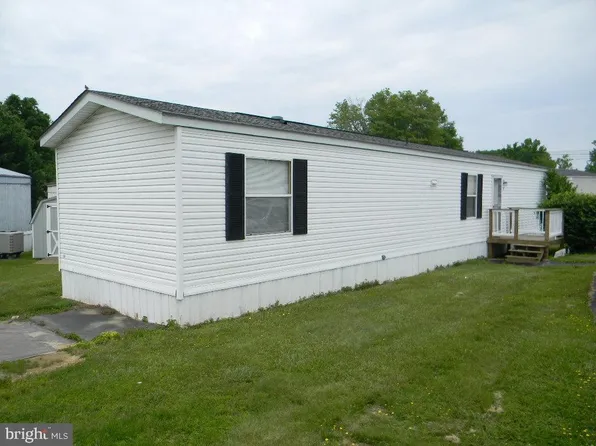 23 Saint Michaels Ct, Elkton, MD 21921