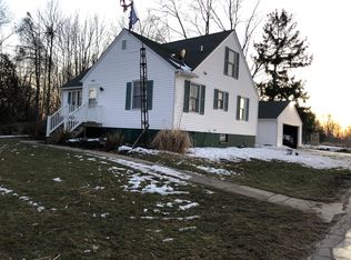 9815 48th Ave, Allendale, MI 49401