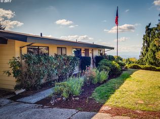 8022 NW Reed Dr, Portland, OR 97229