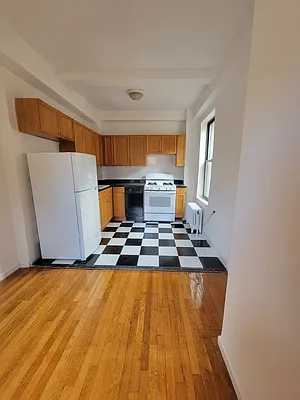 Rented by David Francis New York LLC | media 1