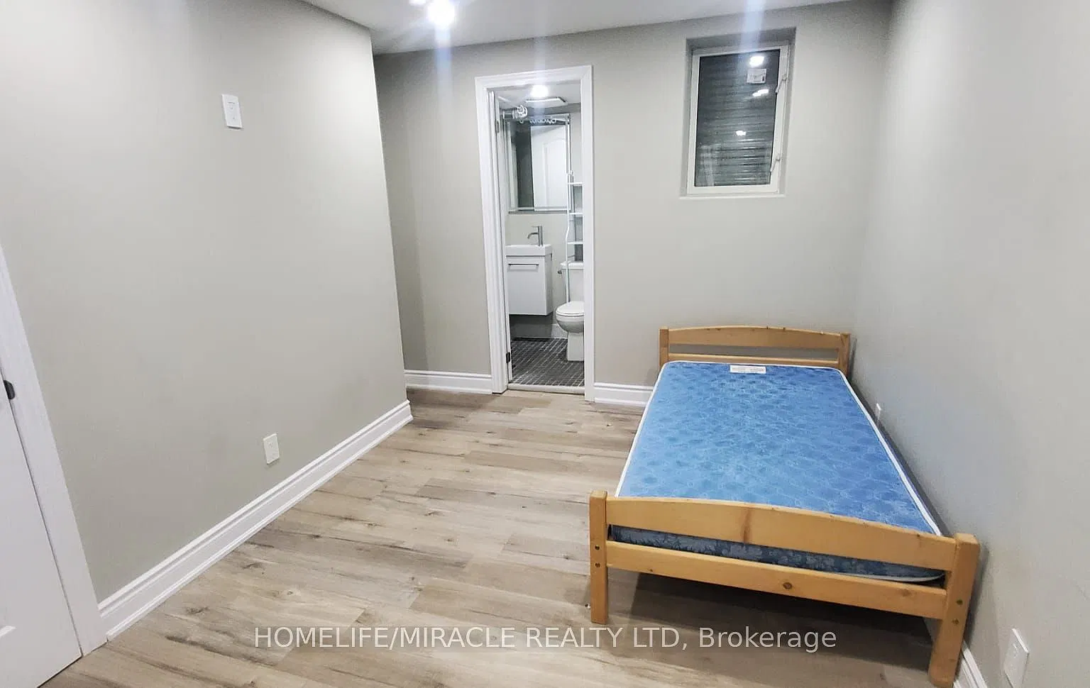 2 bed, $2,200 — Photo 4
