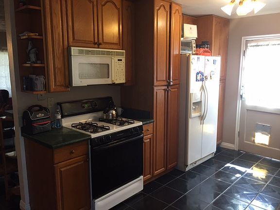 2nd image of 1463 Buckskin Ave