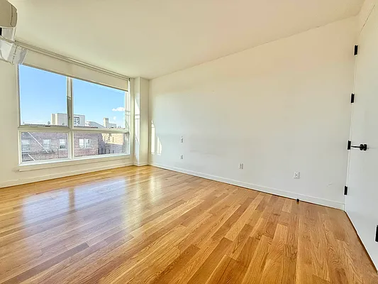 Rented by ERNY LLC | media 8