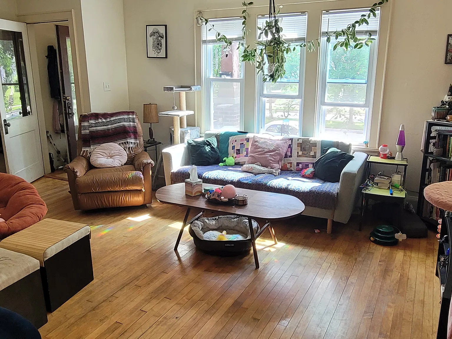 2 bed, 1000 sqft, $1,295 — Photo 2