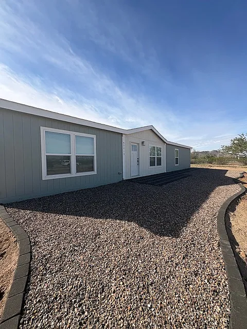 Building Photo - 53713 W Pampas Grass Rd