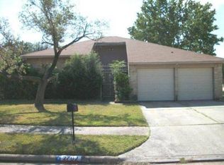 2702 Spring Canyon Ct, Houston, TX 77067